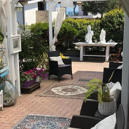 Bed & Breakfast Tropical