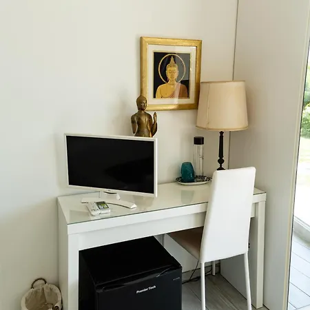 Tropical Bed & Breakfast 3*