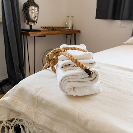 Bed & Breakfast Tropical 3*