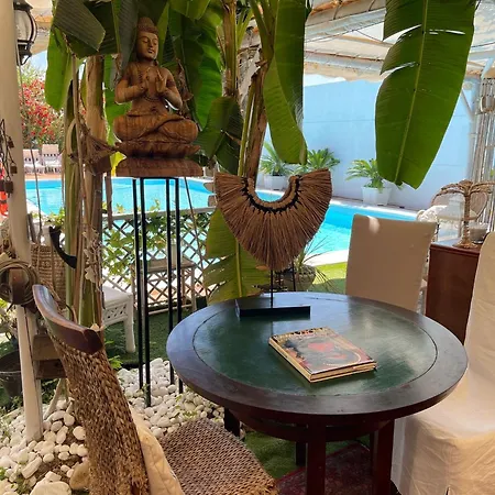 Nocleg ze śniadaniem Tropical Francavilla Al Mare