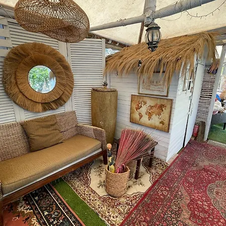 Bed & Breakfast Tropical *